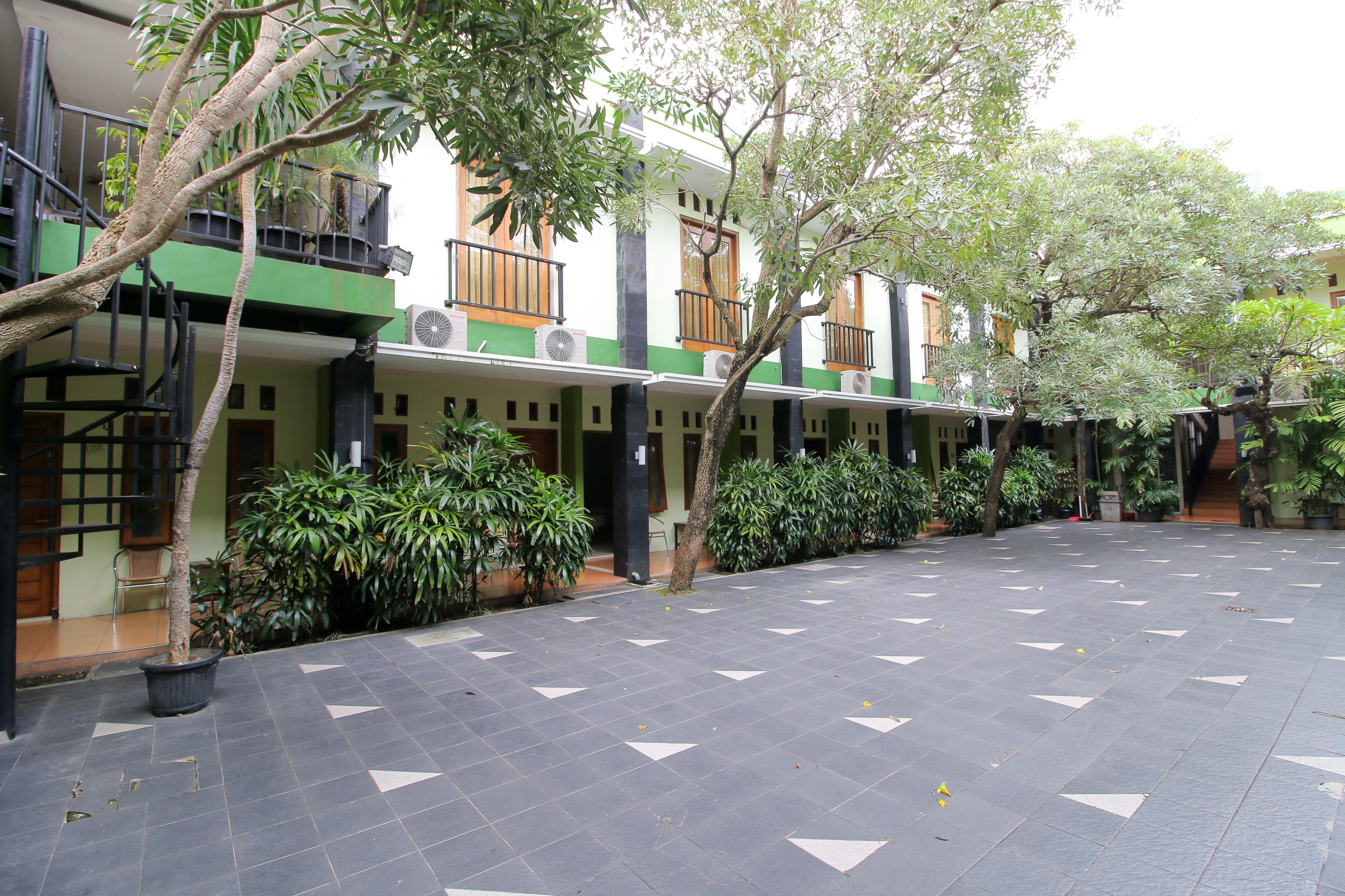 יוגיאקרטה Reddoorz Plus @ Taman Siswa 2 מראה חיצוני תמונה