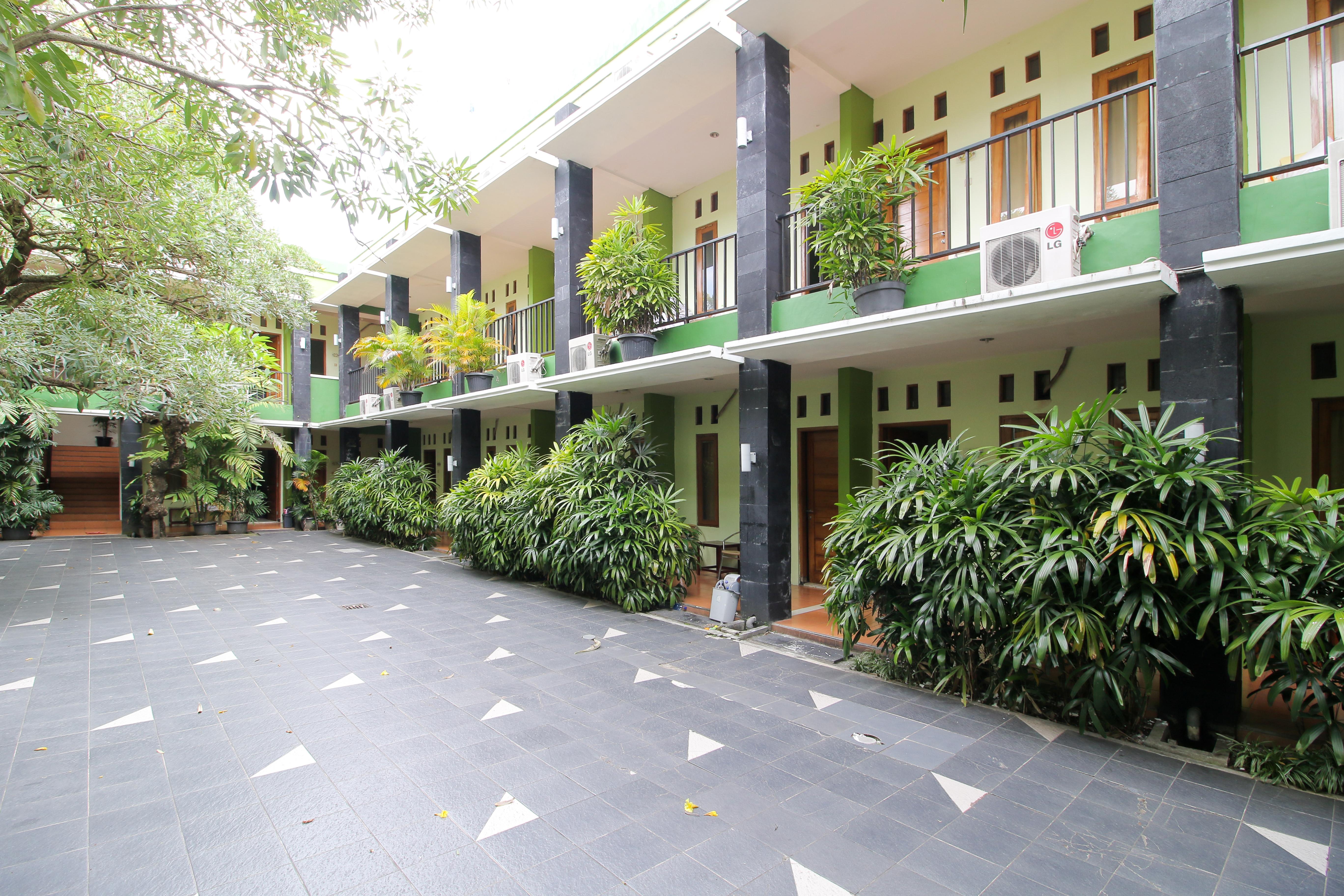 יוגיאקרטה Reddoorz Plus @ Taman Siswa 2 מראה חיצוני תמונה